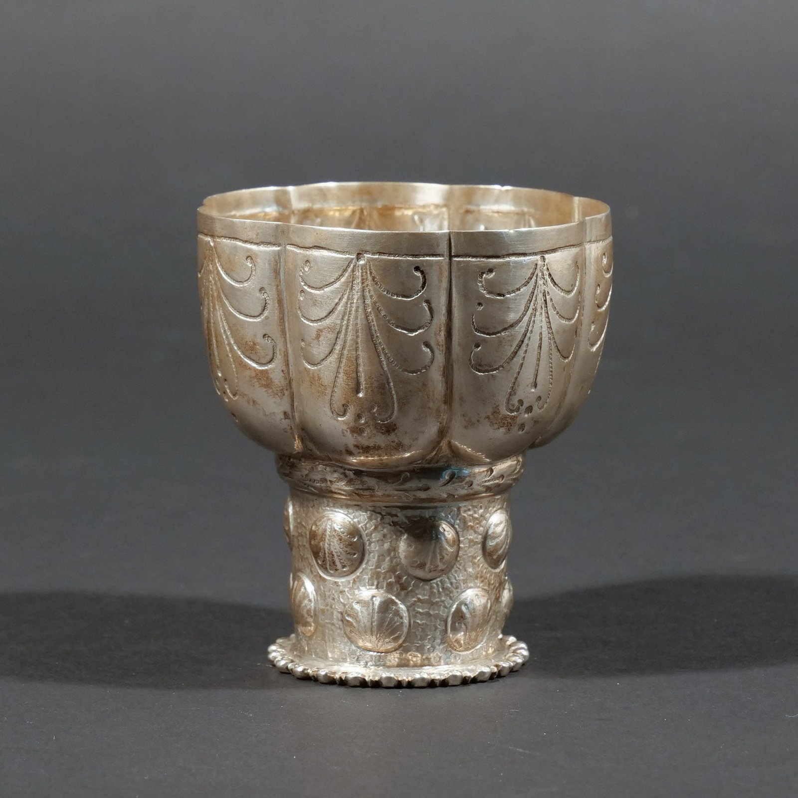 16th C. GERMAN SILVER RUMMER-FORM BEAKER (1 of 6)