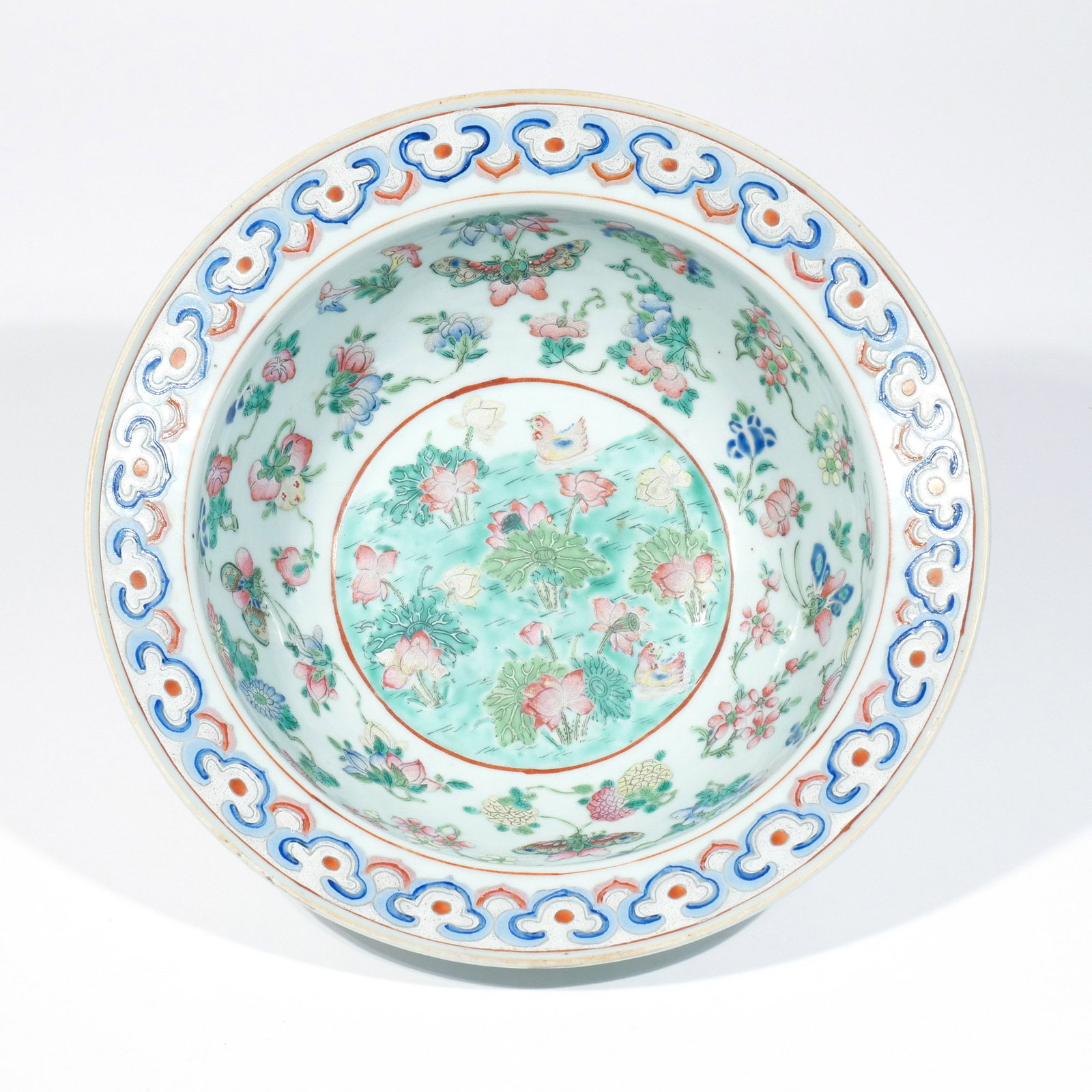 CHINESE FAMILLE ROSE PORCELAIN BOWL (1 of 8)