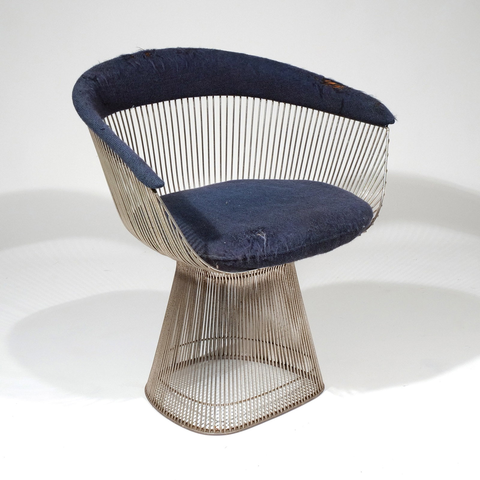WARREN PLATNER for KNOLL WIRE CHAIR: c. 1960s, wire frame with upholstered upper back rest and seat h. 30 w. 27 d. 22 in. Provenance: The estate of Richard and Jean M. Bergstresser, owner of the Laurence McGuire House, historic