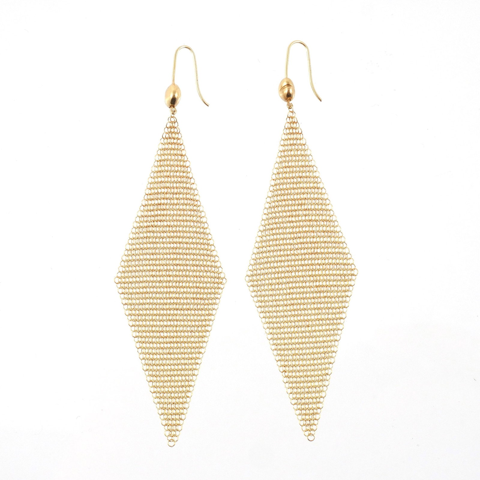 ELSA PERETTI for TIFFANY & CO. GOLD MESH EARRINGS: Designed as kite-shaped 14k gold mesh, signed 'Peretti' and dated 1981, 8.3 g total weight h. 3-3/4 w. 1 in. Provenance: The estate of a noted architect and bibliophile, Rye, NY
