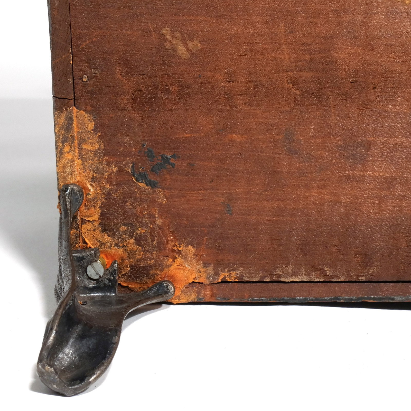 BAILEY'S MIDGET PIANO - 16