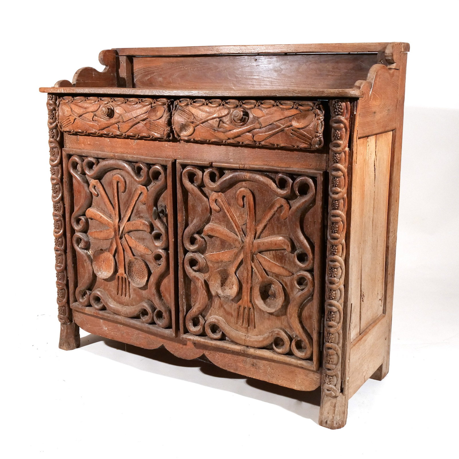 FOLK ART CONTINENTAL CARVED OAK CUPBOARD (1 of 13)