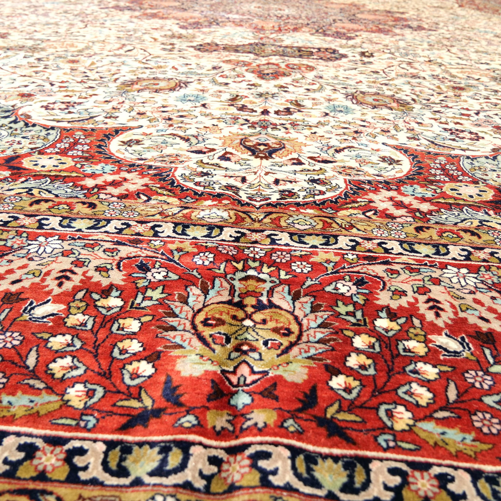 PAK-PERSIAN CARPET - 9