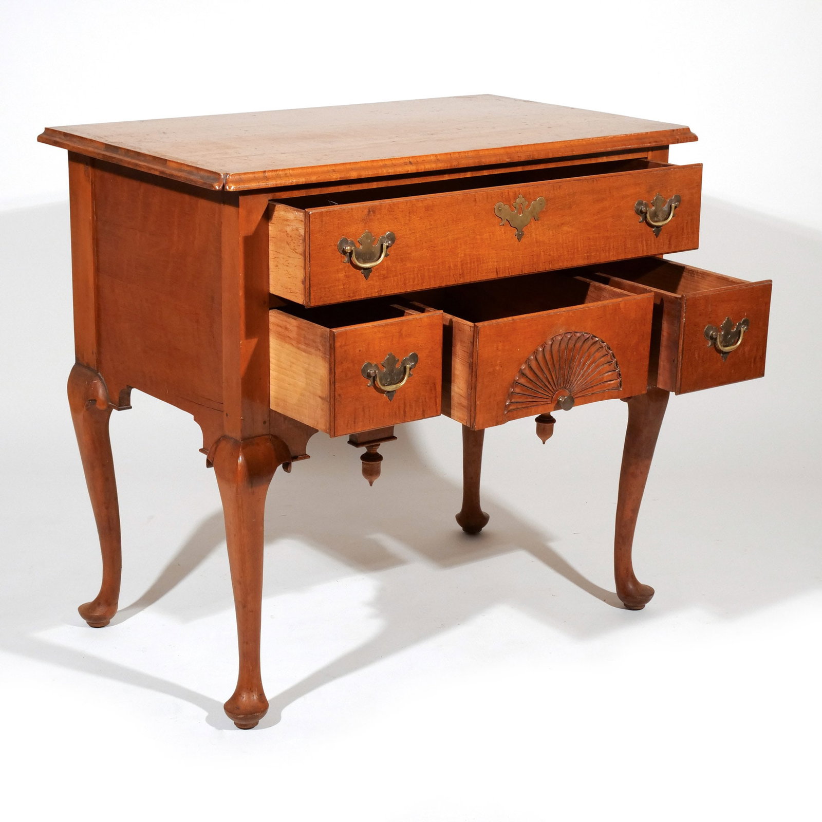 CHIPPENDALE-STYLE TIGER MAPLE LOW BOY - 4