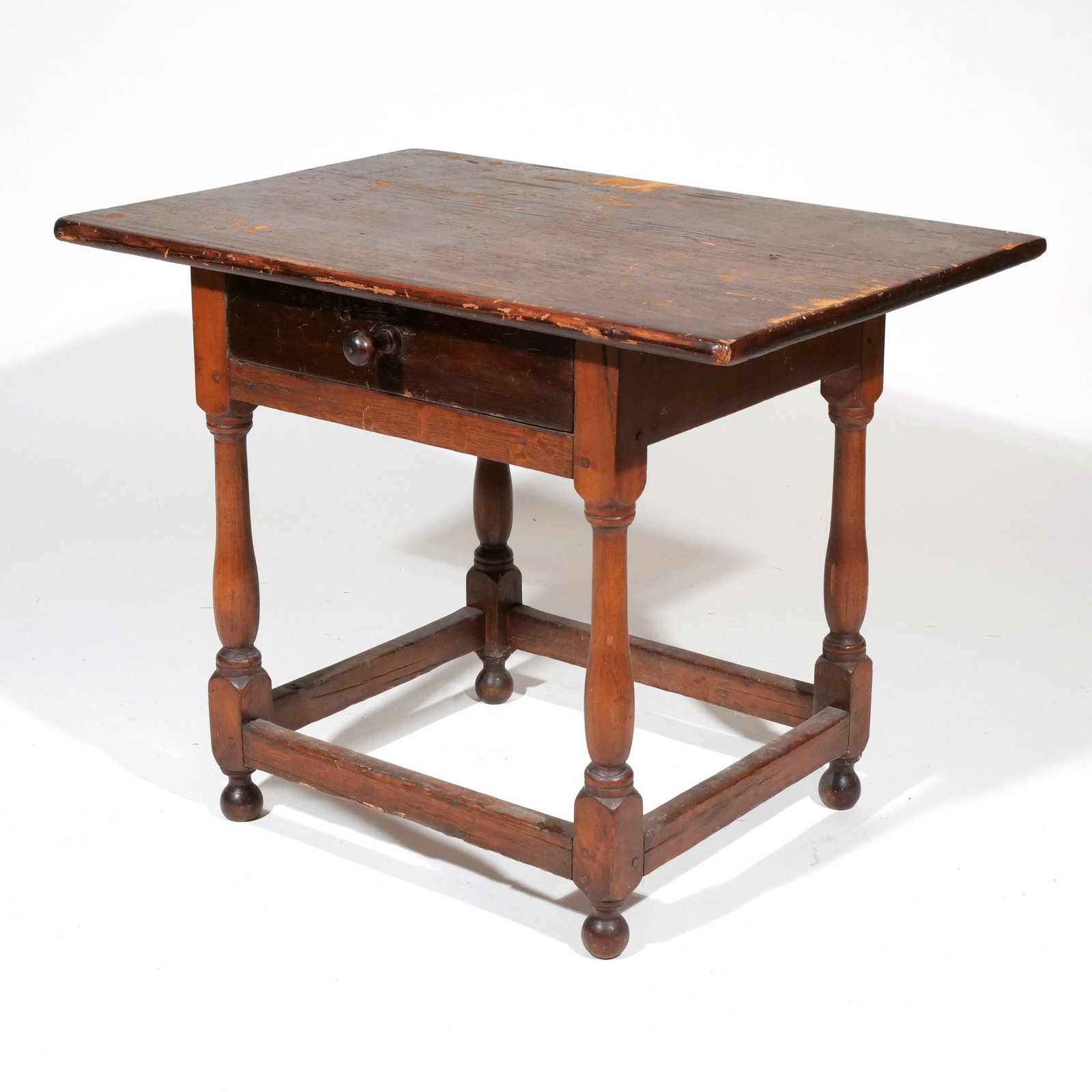 SMALL MAPLE & PINE TAVERN TABLE - 3