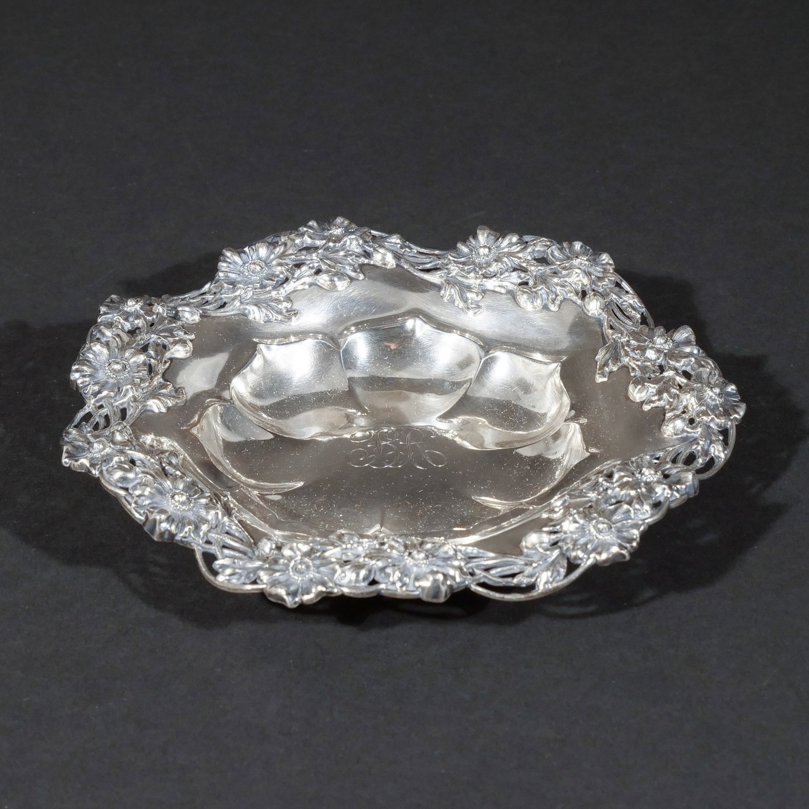 (3pc) STERLING SILVER SERVEWARE - 9