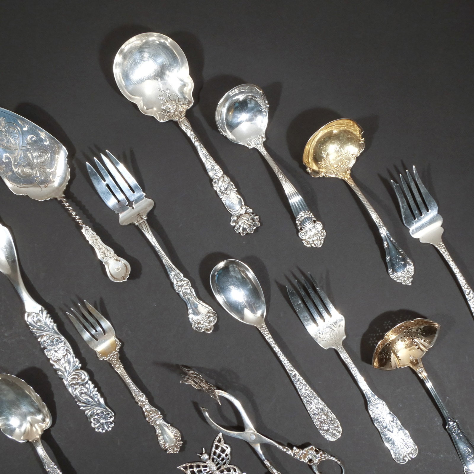 (15pc) MISC. STERLING SILVER SERVING PIECES - 3