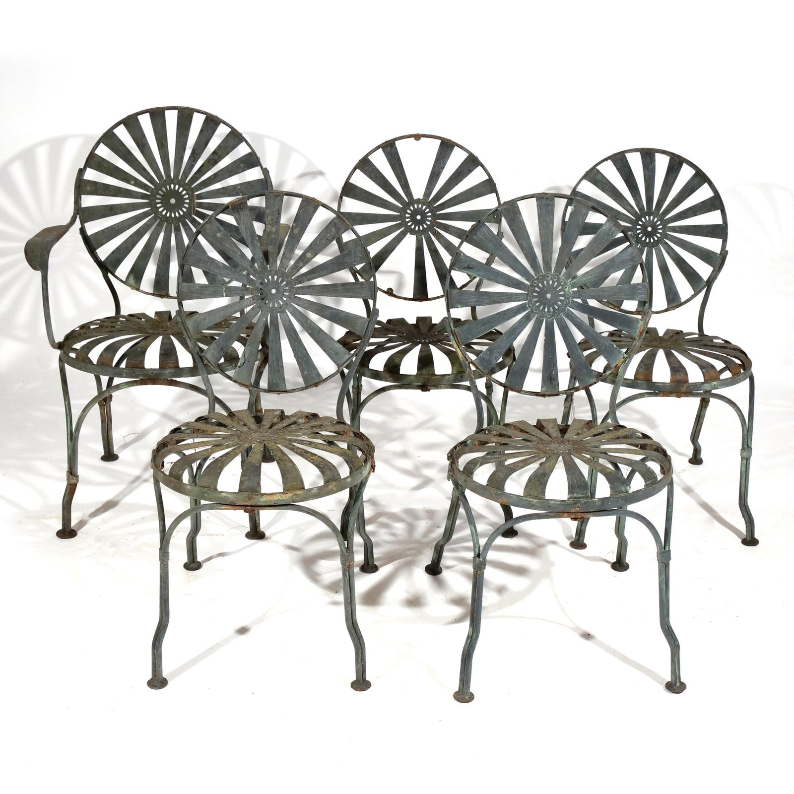(5pc) IRON SUNBURST SPRING CHAIRS (1 of 7)