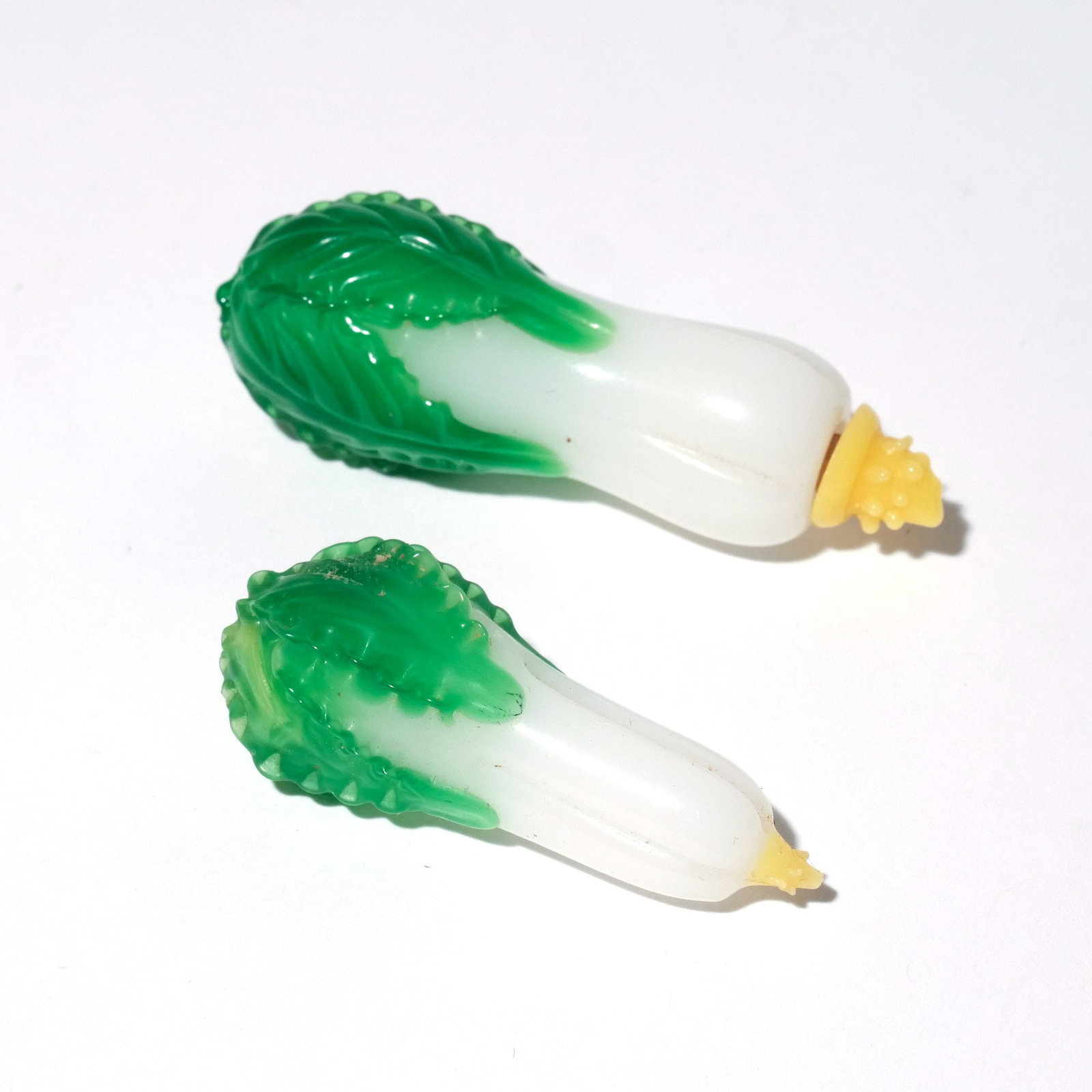 (4pc) CHINESE SNUFF BOTTLES - 3