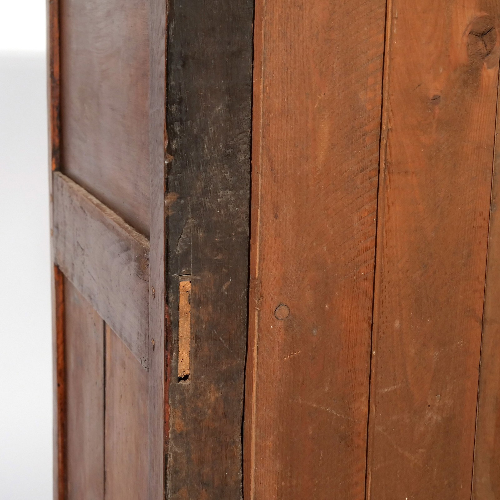 FRENCH PROVINCIAL WALNUT SERVER - 12