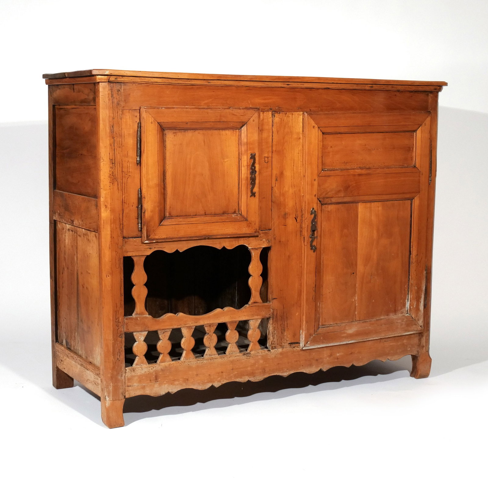FRENCH PROVINCIAL WALNUT SERVER (1 of 12)