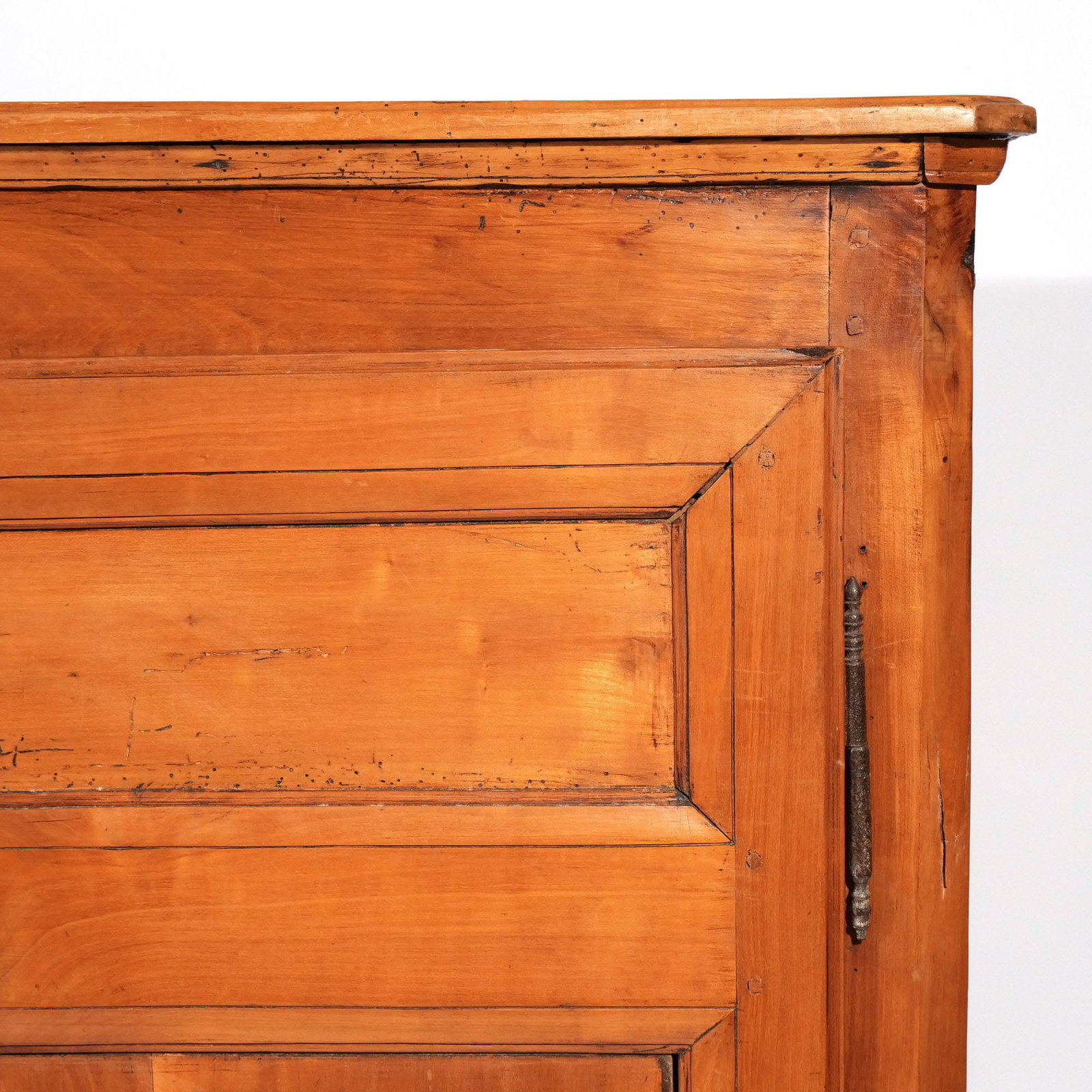 FRENCH PROVINCIAL WALNUT SERVER - 8