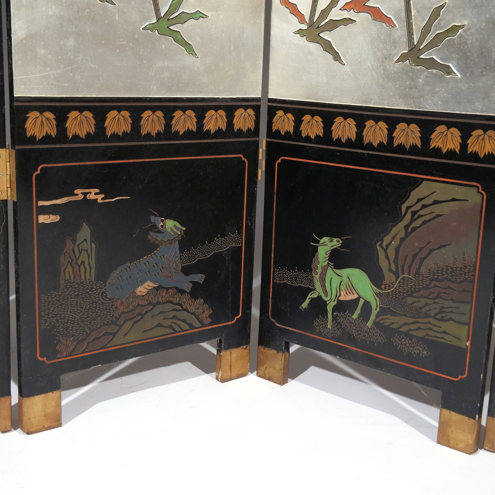 CHINESE LACQUER SIX-PANEL FLOOR SCREEN - 6