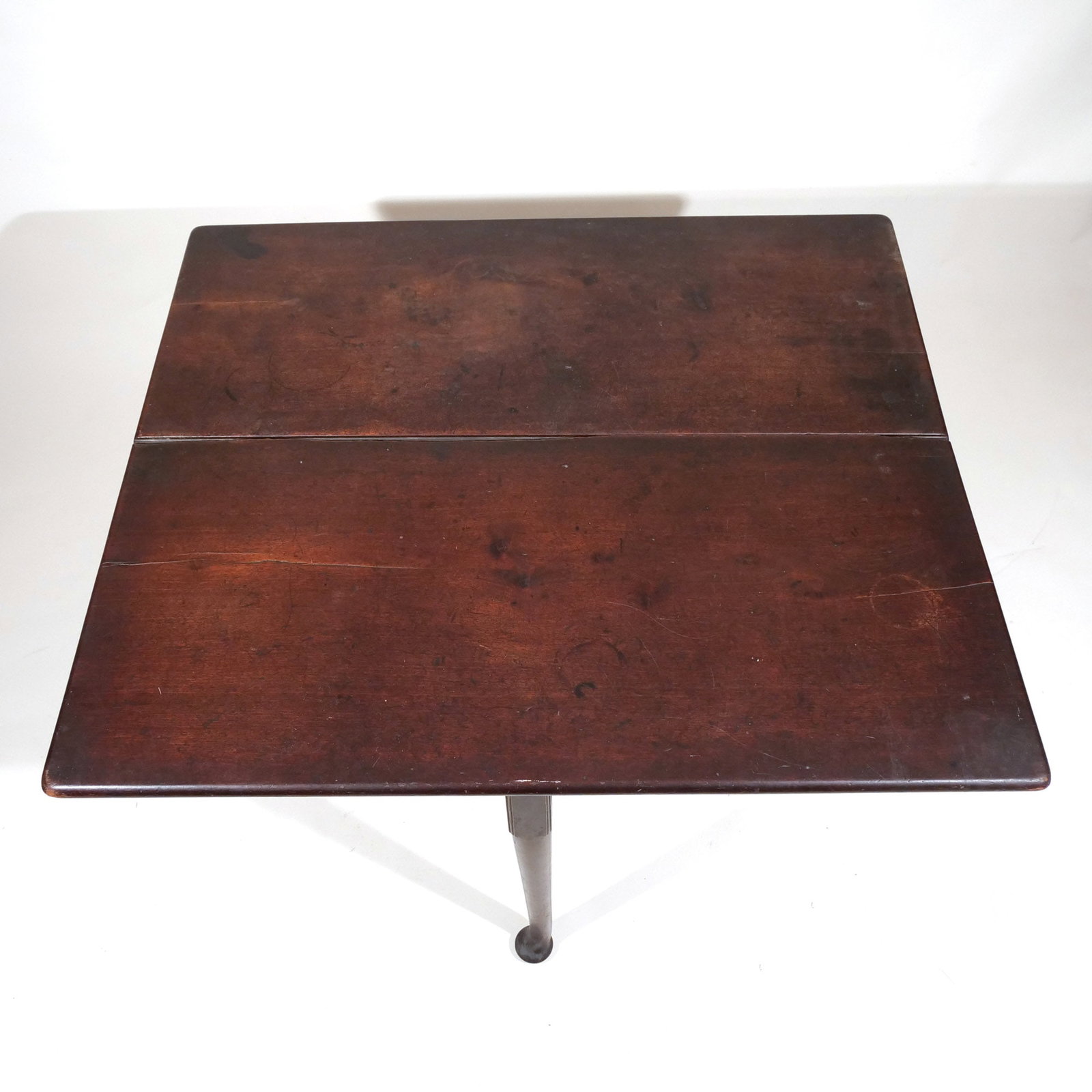 QUEEN ANNE WALNUT DROP-SIDE TABLE - 7