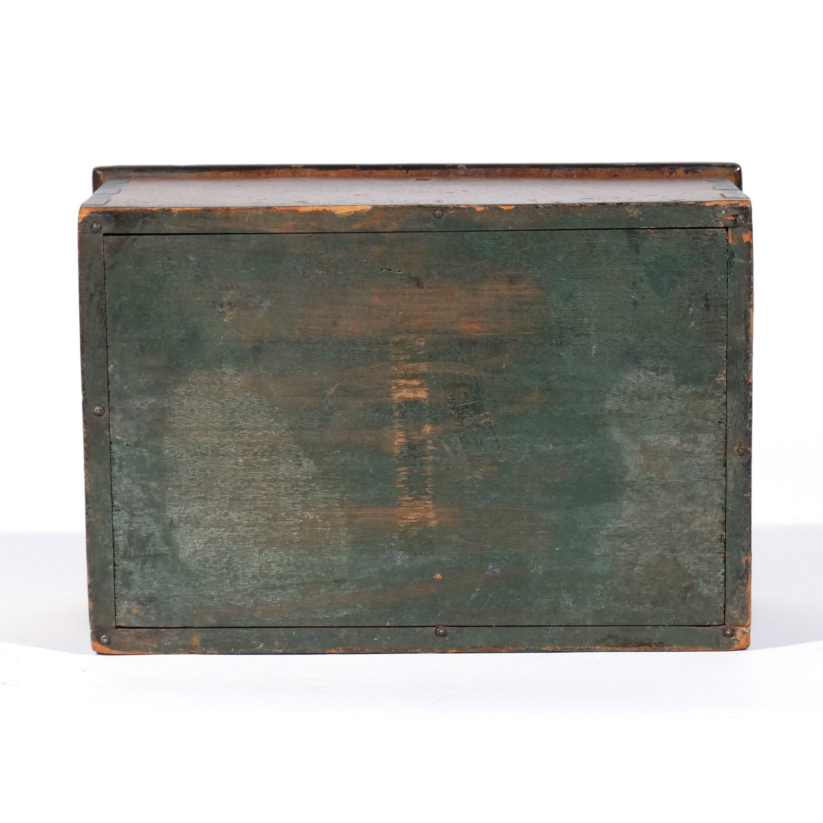 AMERICAN SPONGE-PAINTED TABLE BOX - 8