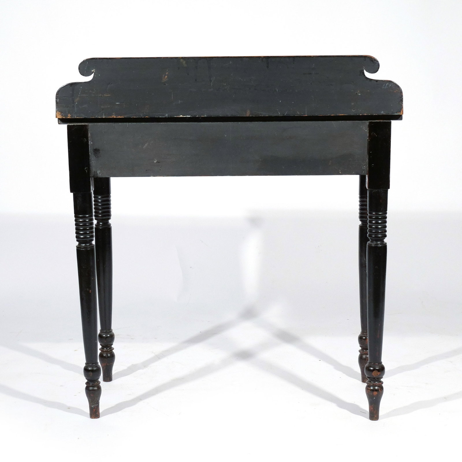 PAINTED & STENCILED DRESSING TABLE - 9