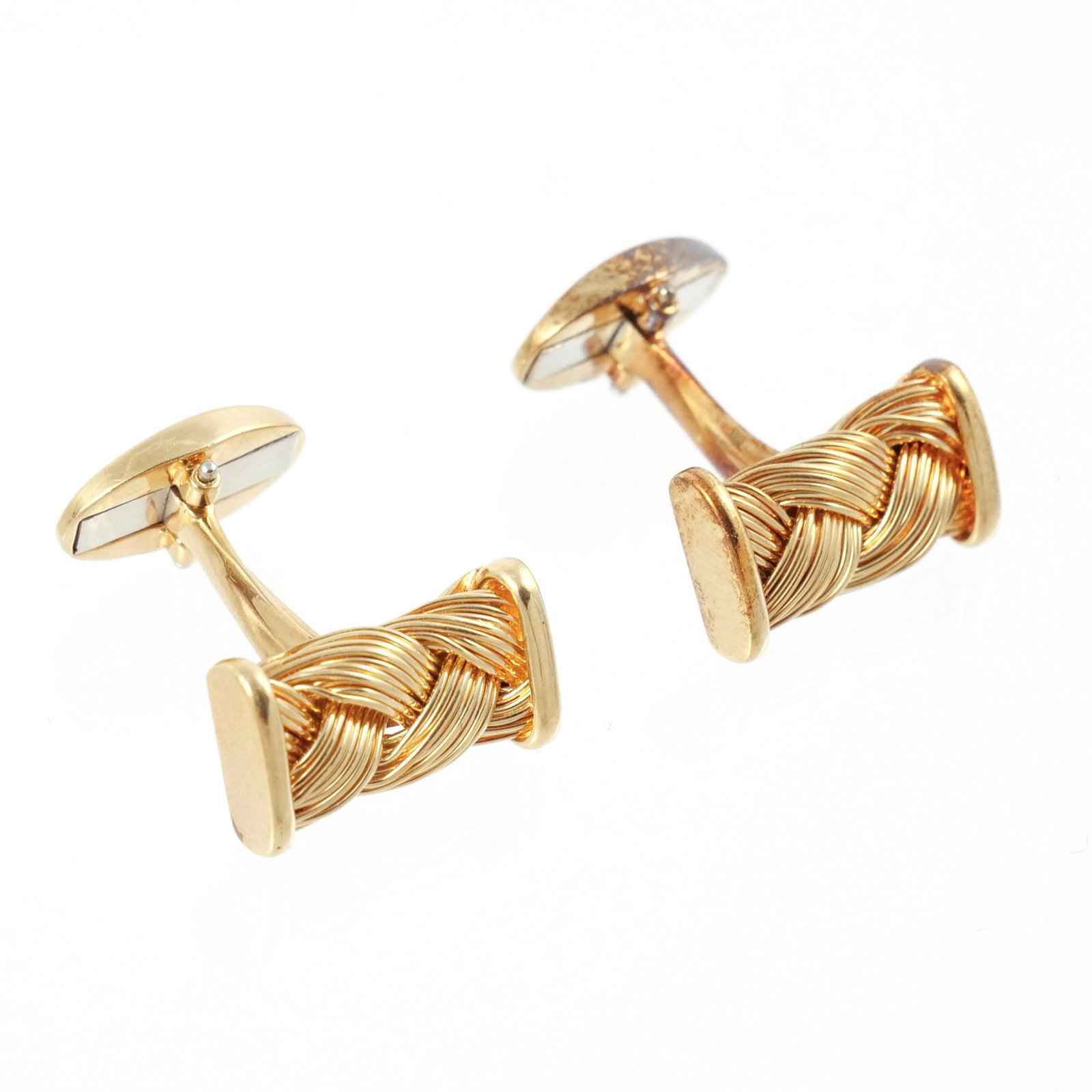 PAIR of HENRY DUNAY 18K GOLD CUFFLINKS: Of rectangular woven design, signed 'Dunay' and marked '18k', 18.2 g total weight 17 x 10 x 23 mm