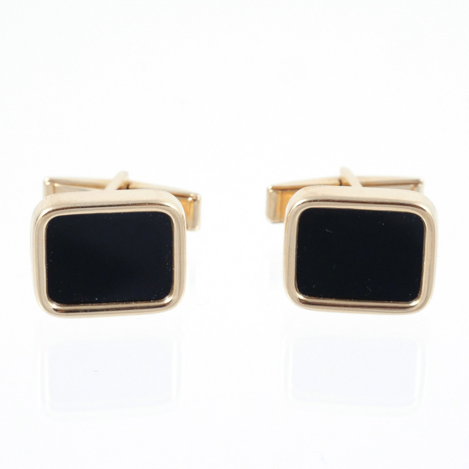 PAIR of 14K GOLD & ONYX CUFFLINKS: Of square shape, marked '14k', 13.4 g total weight 14 x 17 x 22 mm