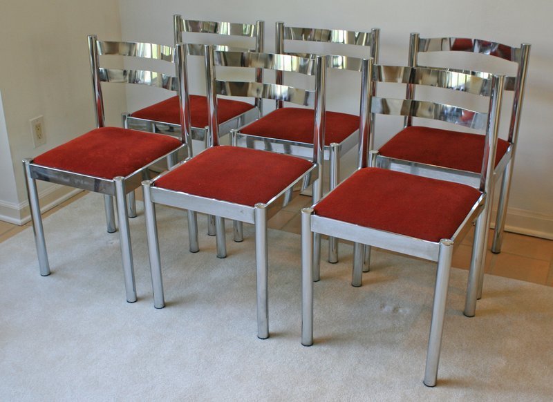 21) SET OF 6 MID-CENTURY MODERN CHROME SIDE CHAIRS: with double-slatted ladder backs.