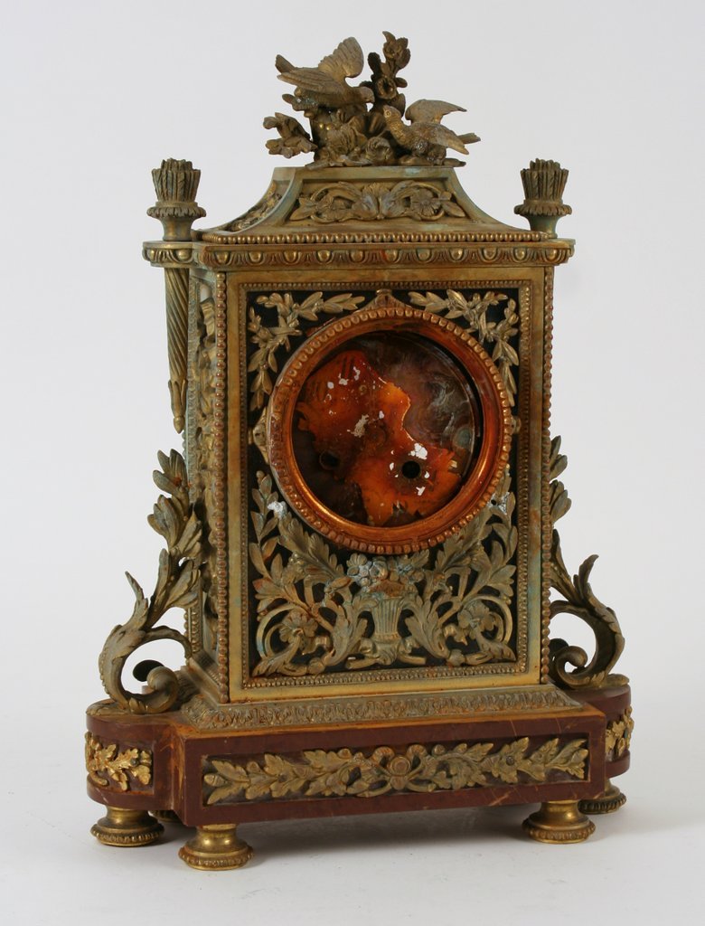 575) LOUIS XVI-STYLE GILT ORMOLU MANTEL CLOCK: W/MARBLE PLINTH W/WATER DMGD. TO FACE