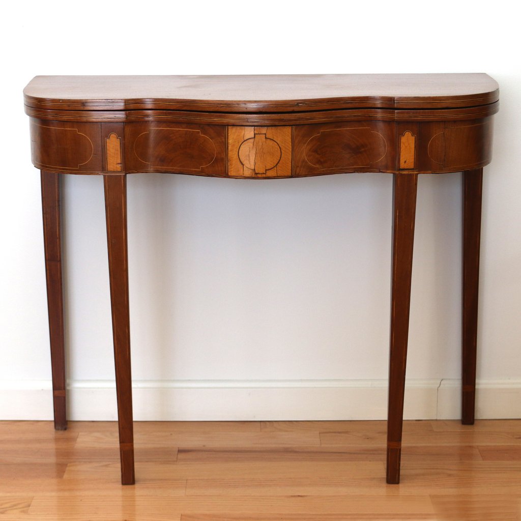 HEPPLEWHITE INLAID MAHOGANY GAMESTABLE: HEPPLEWHITE INLAID MAHOGANY GAMESTABLEgamestable measures h. 29-3/4 w. 36-1/2 d. 17-1/2 in.
