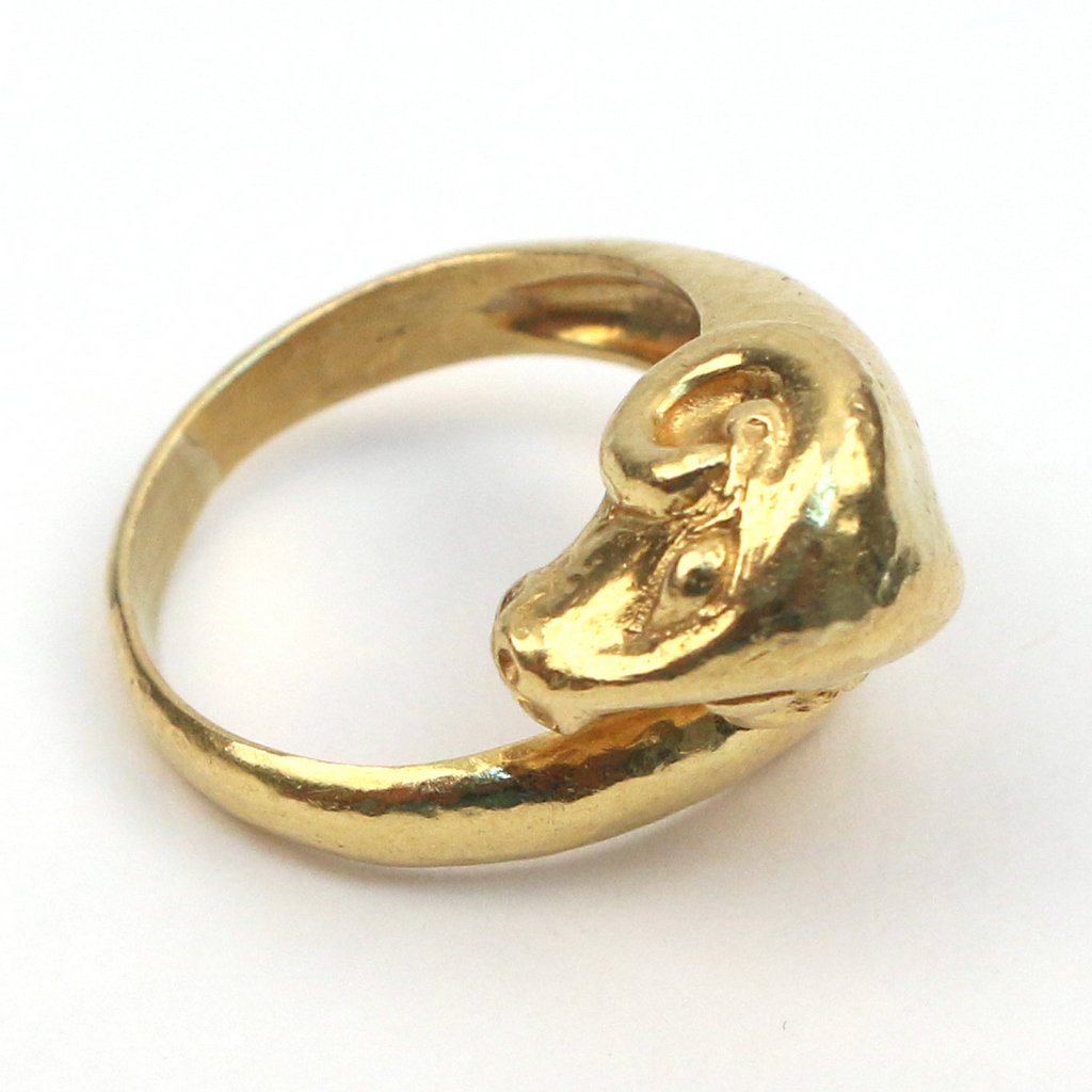 22K YELLLOW GOLD RING (1 of 2)