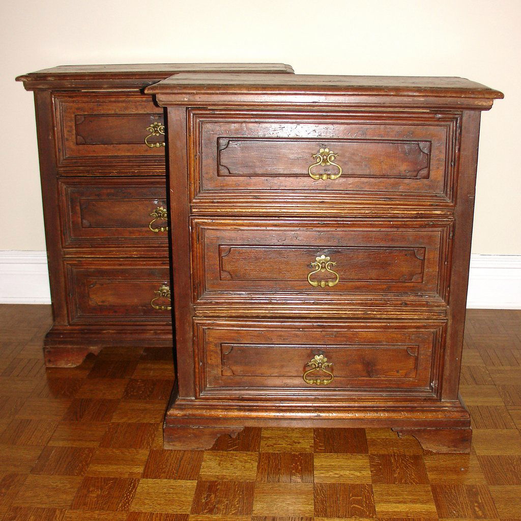 PAIR CONTINENTAL WALNUT COMMODES (1 of 2)