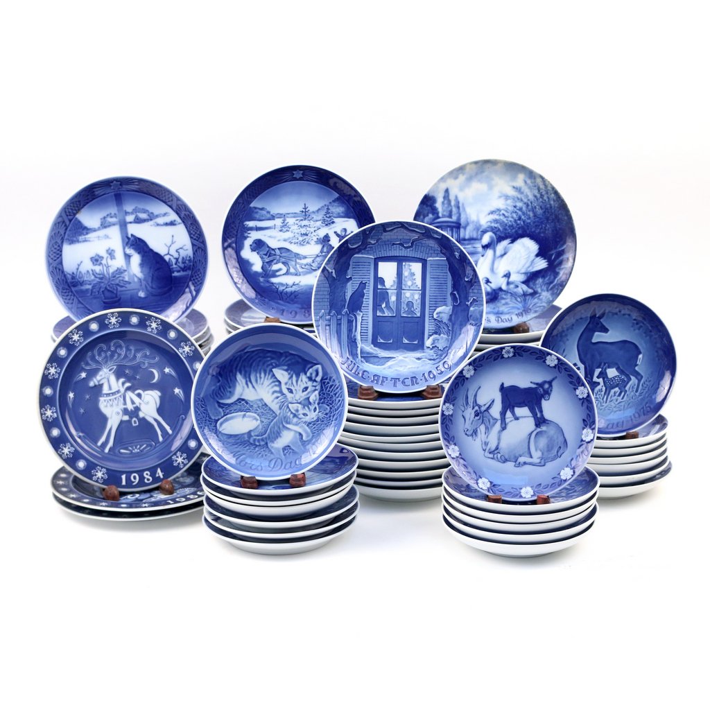 (76pc) COMMEMORATIVE PORCELAIN DISHES (1 of 3)