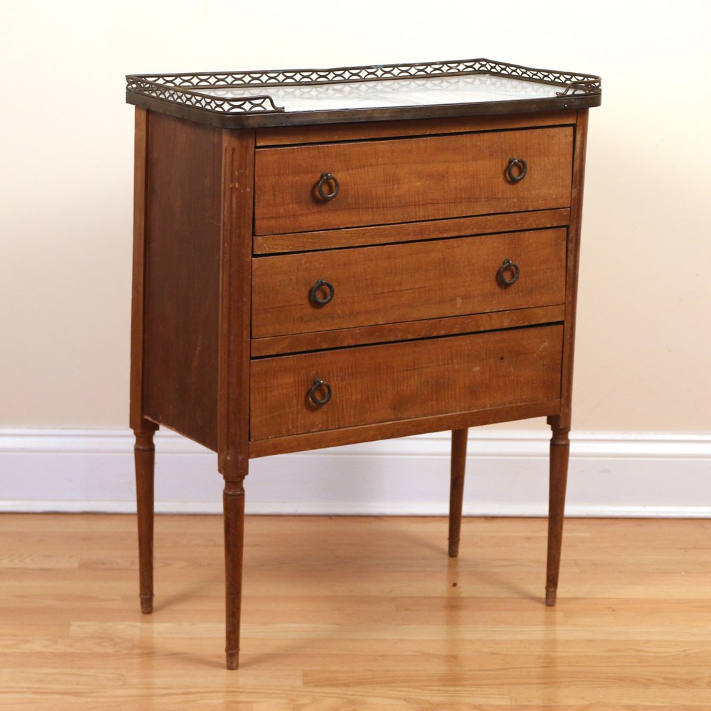 FRENCH PROVINCIAL MAPLE STAND (1 of 3)