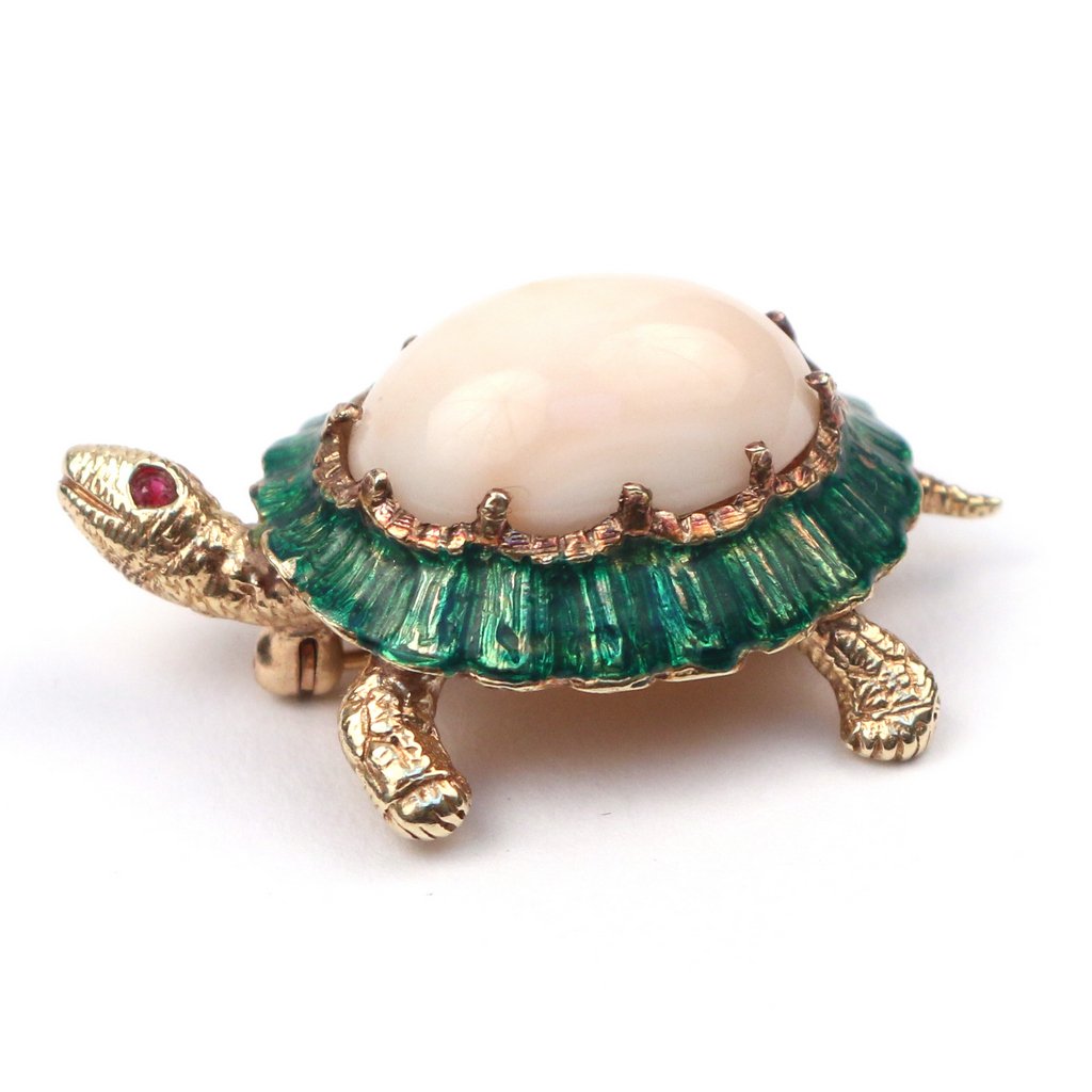14k YELLOW GOLD TURTLE PIN (1 of 3)