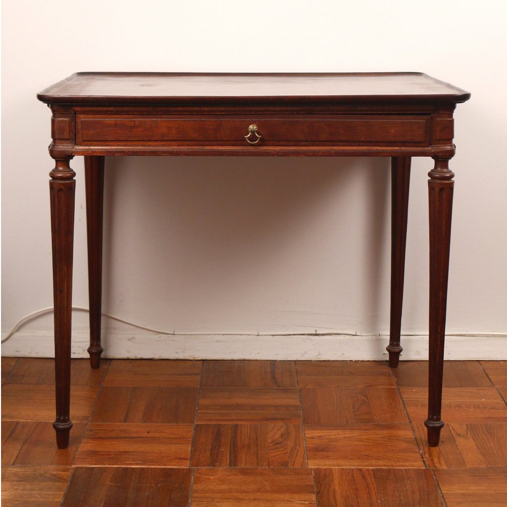 MAHOGANY TEA TABLE (1 of 2)