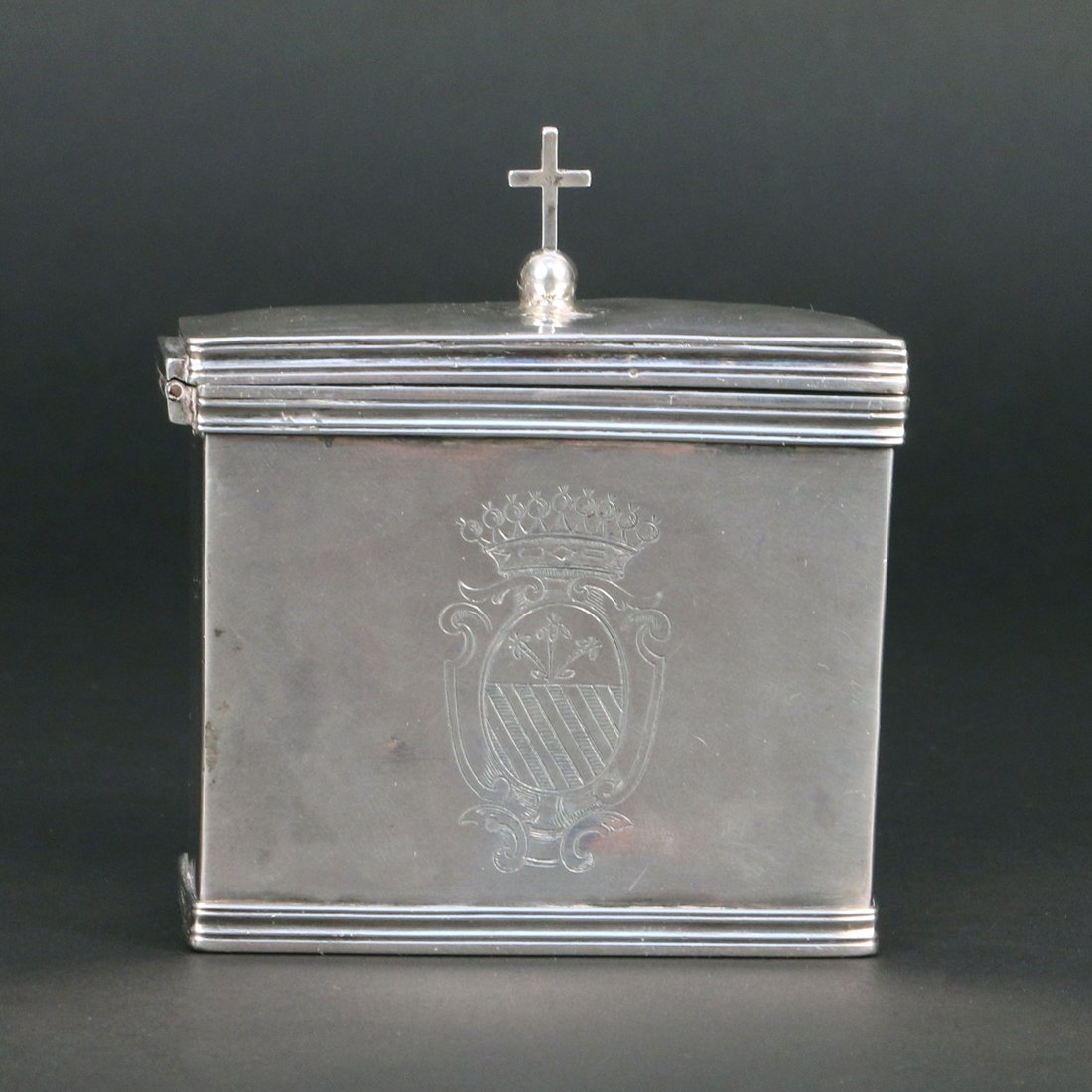 LATE 18TH C. ECCLESIASTICAL SILVER BOX (1 of 4)