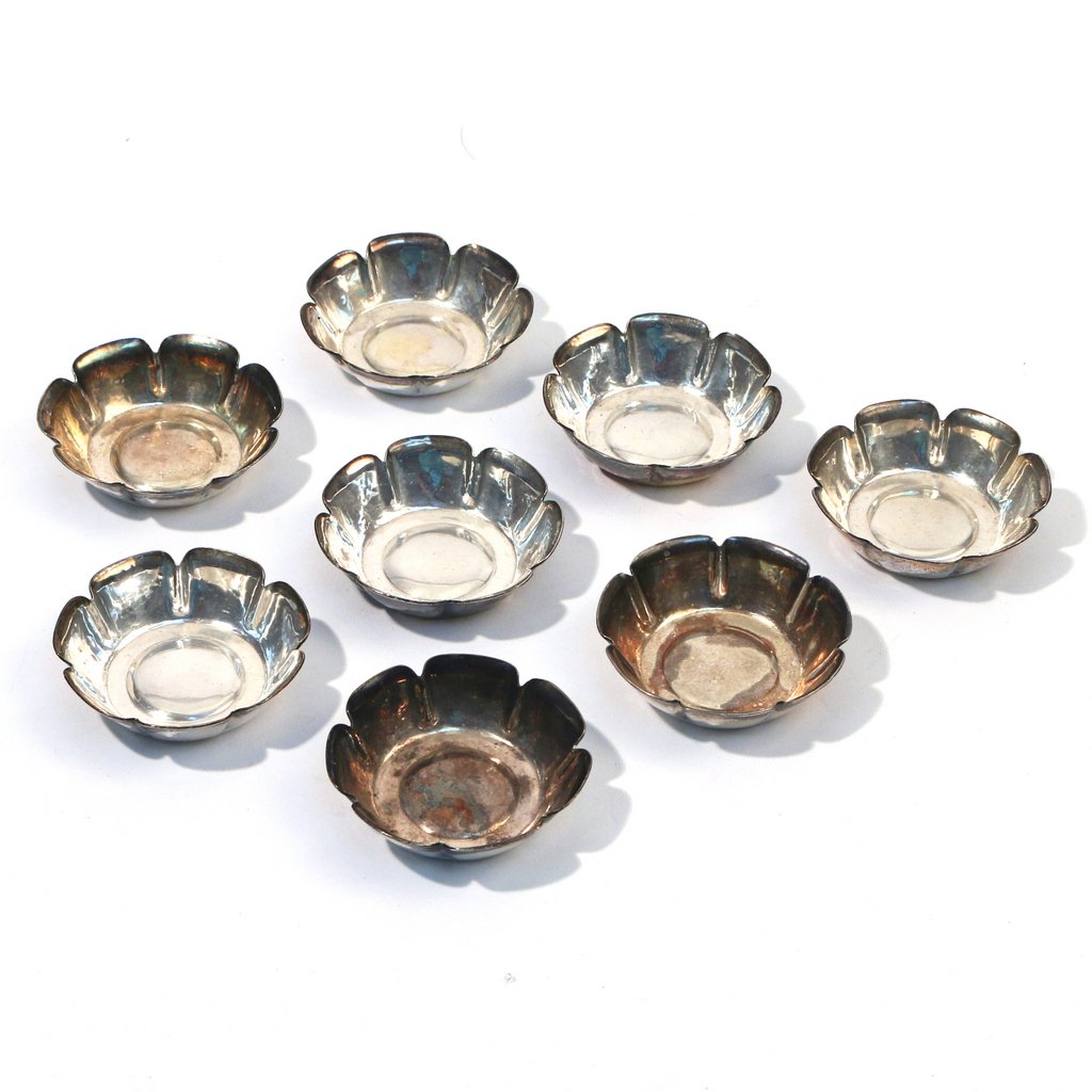 (8pc) JOEL F. HEWES STERLING NUT DISHES (1 of 2)