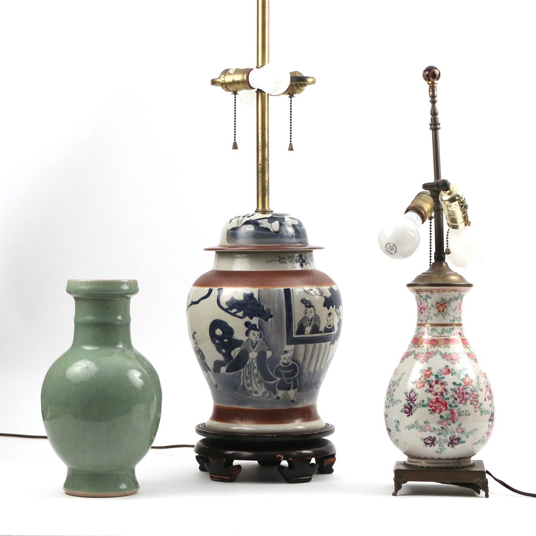 (3pc) CHINESE CERAMIC VASES (1 of 8)