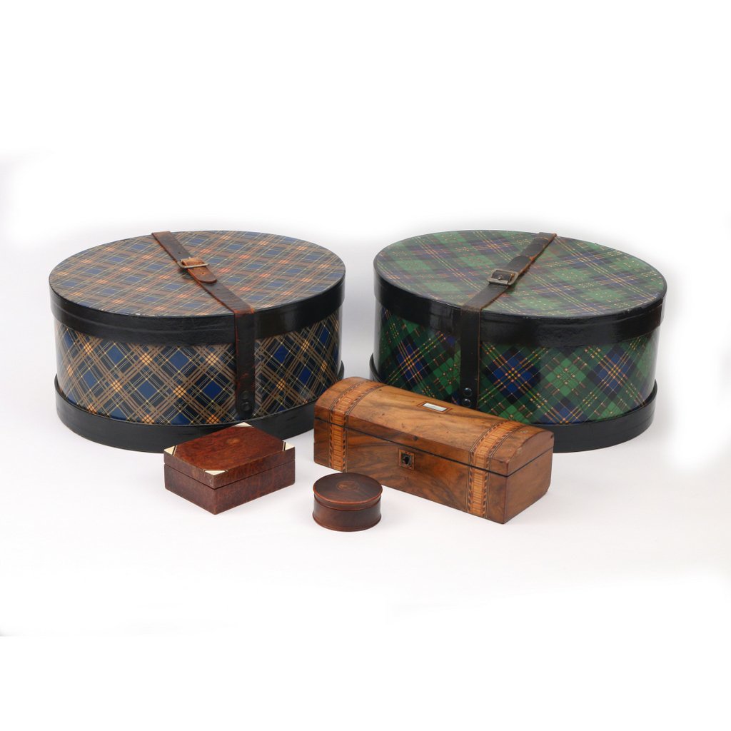 (5pc) TARTAN HAT AND OTHER BOXES (1 of 1)