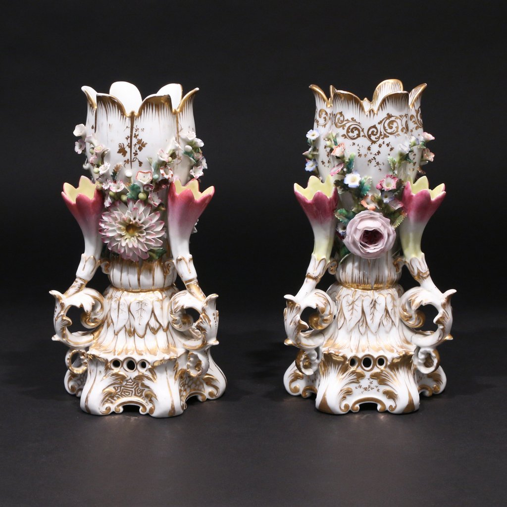 PAIR JACOB PETIT PORCELAIN BUD VASES: 19th Century, France, with various floral sprays and gilt highlights climbing to a six-foliate rim, marked in underglaze blue with the maker's mark of Jacob Petit, "JP", h. 9-1/4 in.