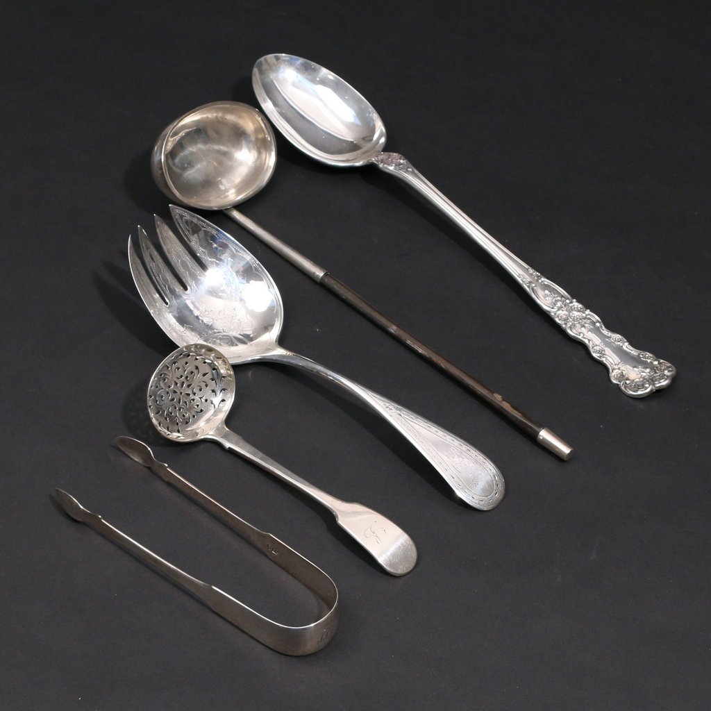 (5pc) MISC. SILVER SERVING UTENSILS: Including a large Gorham serving spoon and a ladle with a wooden handle