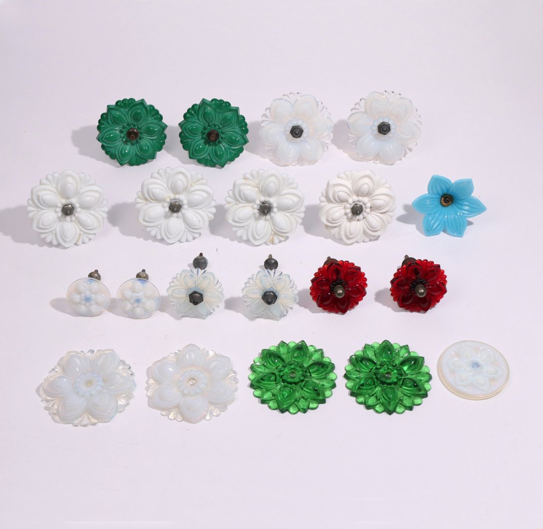 (20pc) MISC. GLASS CURTAIN TIE BACKS (1 of 7)