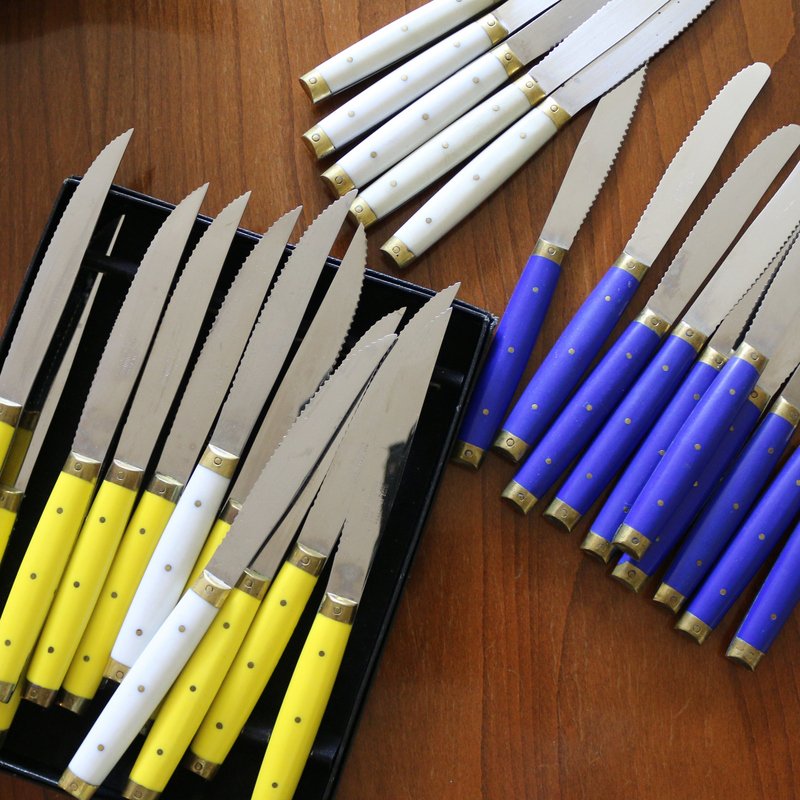 (27pc) FRENCH STEAK KNIVES (1 of 2)