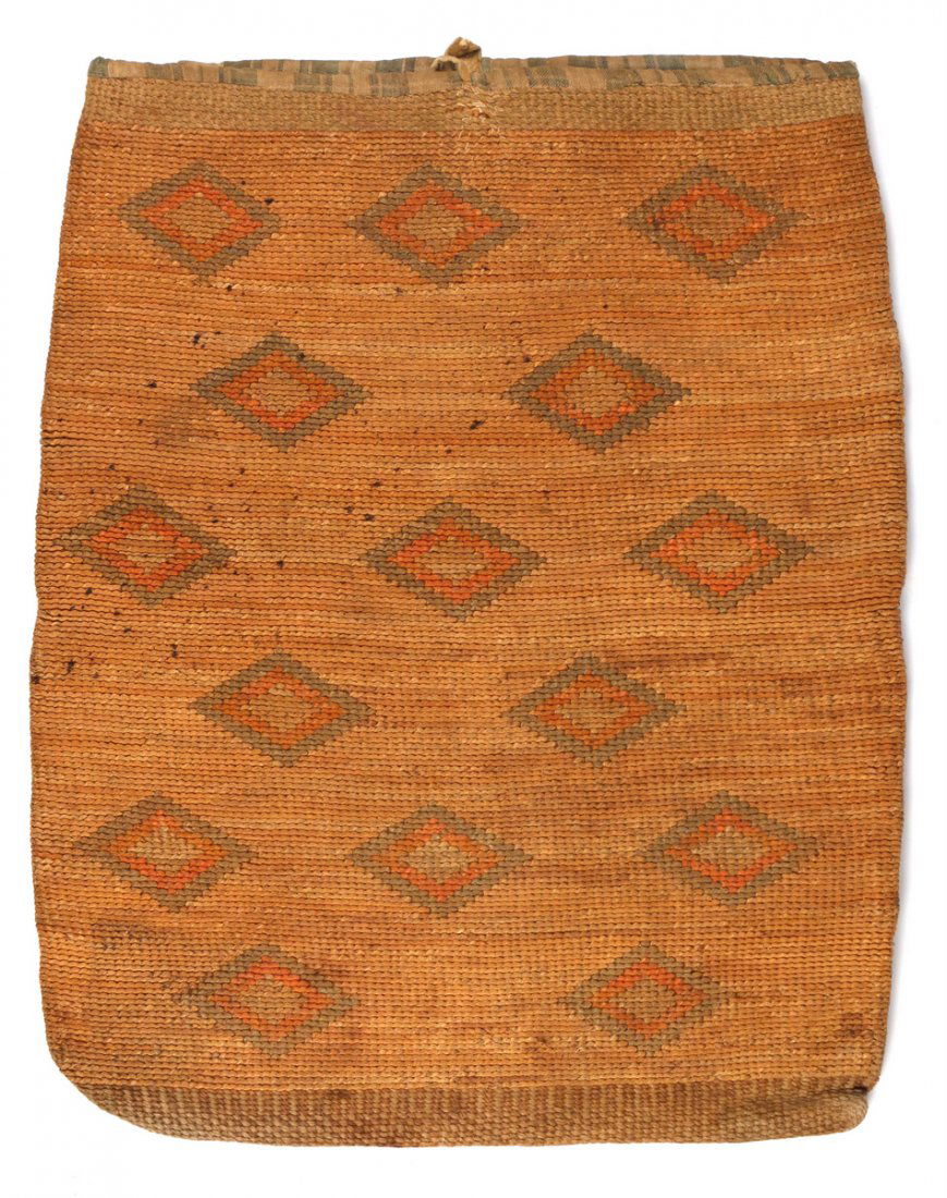 PLATEAU INDIAN "CORN-HUSK" BAG (1 of 3)