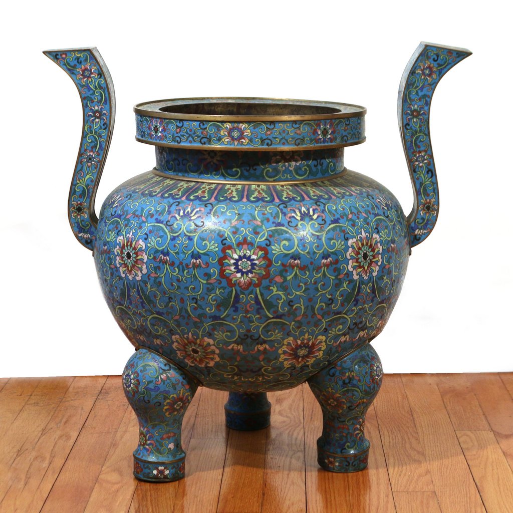 MONUMENTAL CHINESE CLOISONNE TRIPOD CENSER (1 of 6)