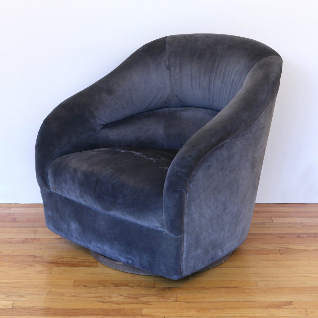 WARD BENNET BARREL-BACK SWIVEL CHAIR (1 of 3)