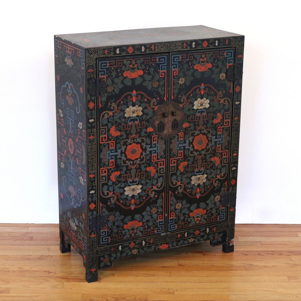 CONTEMPORARY CHINESE POLYCHROME CABINET (1 of 7)