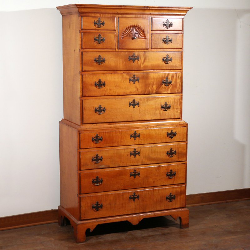 FEDERAL CURLY MAPLE CHEST-ON-CHEST (1 of 6)