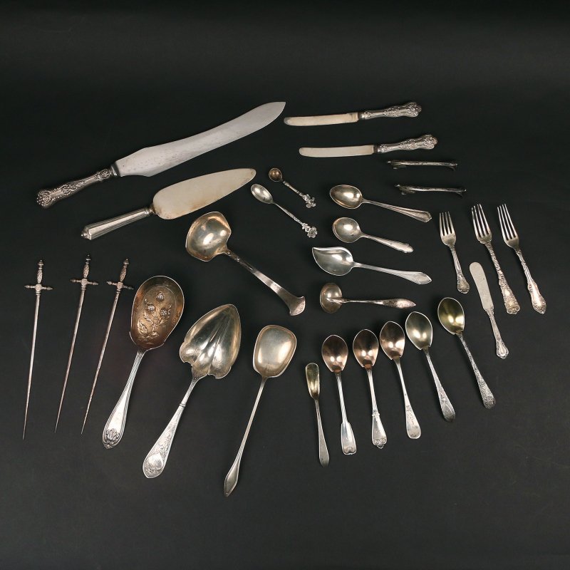 (29pc) MISC. SILVER & PLATED FLATWARE: (1 of 3)