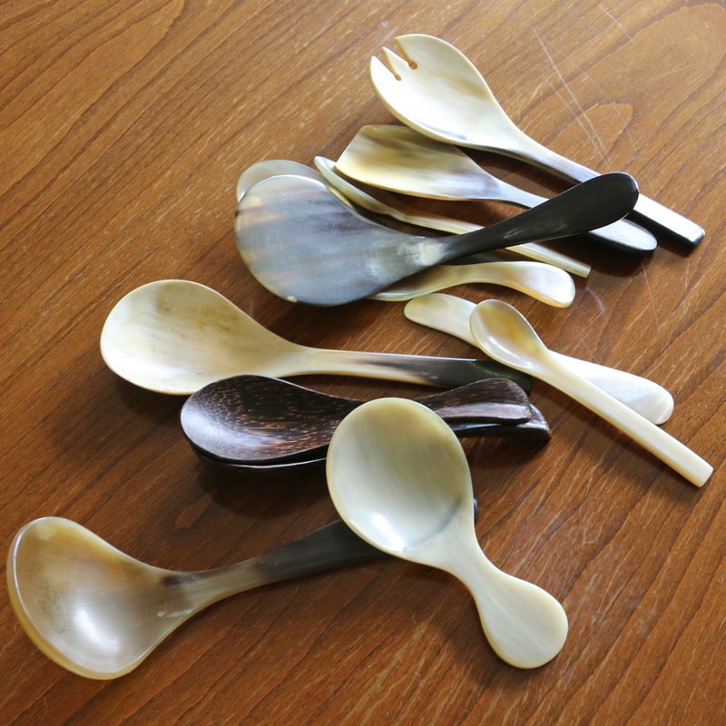 (13pc) CAVIAR SERVING PIECES (1 of 1)