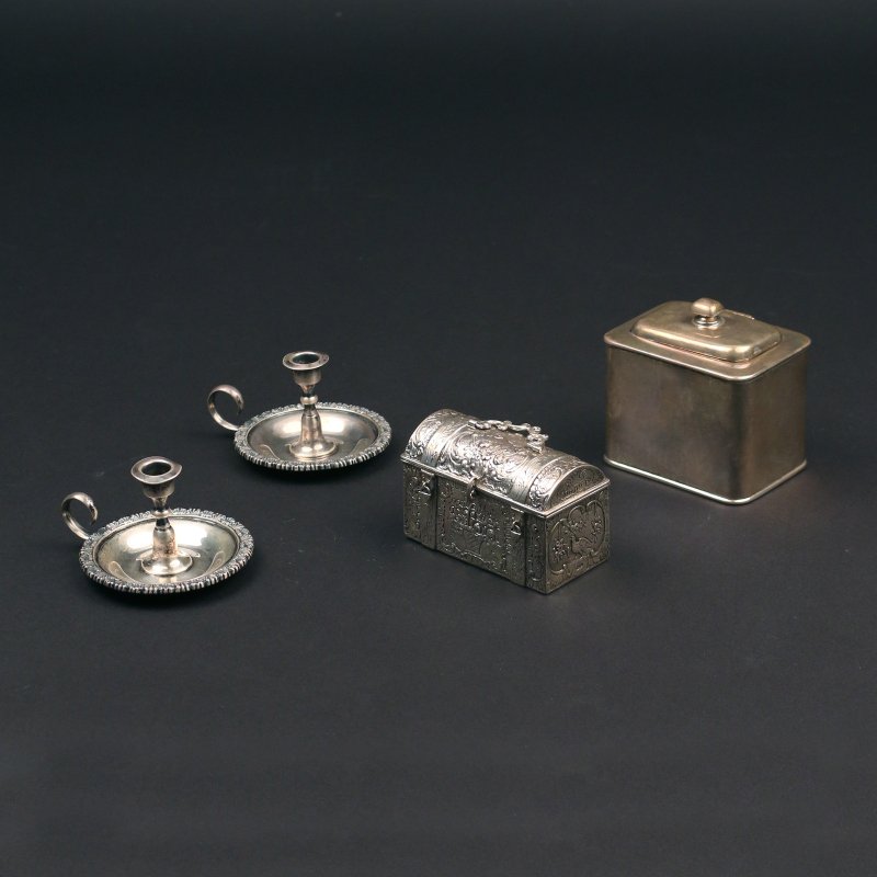 (4pc) MINIATURE STERLING CHAMBER STICKS (1 of 5)