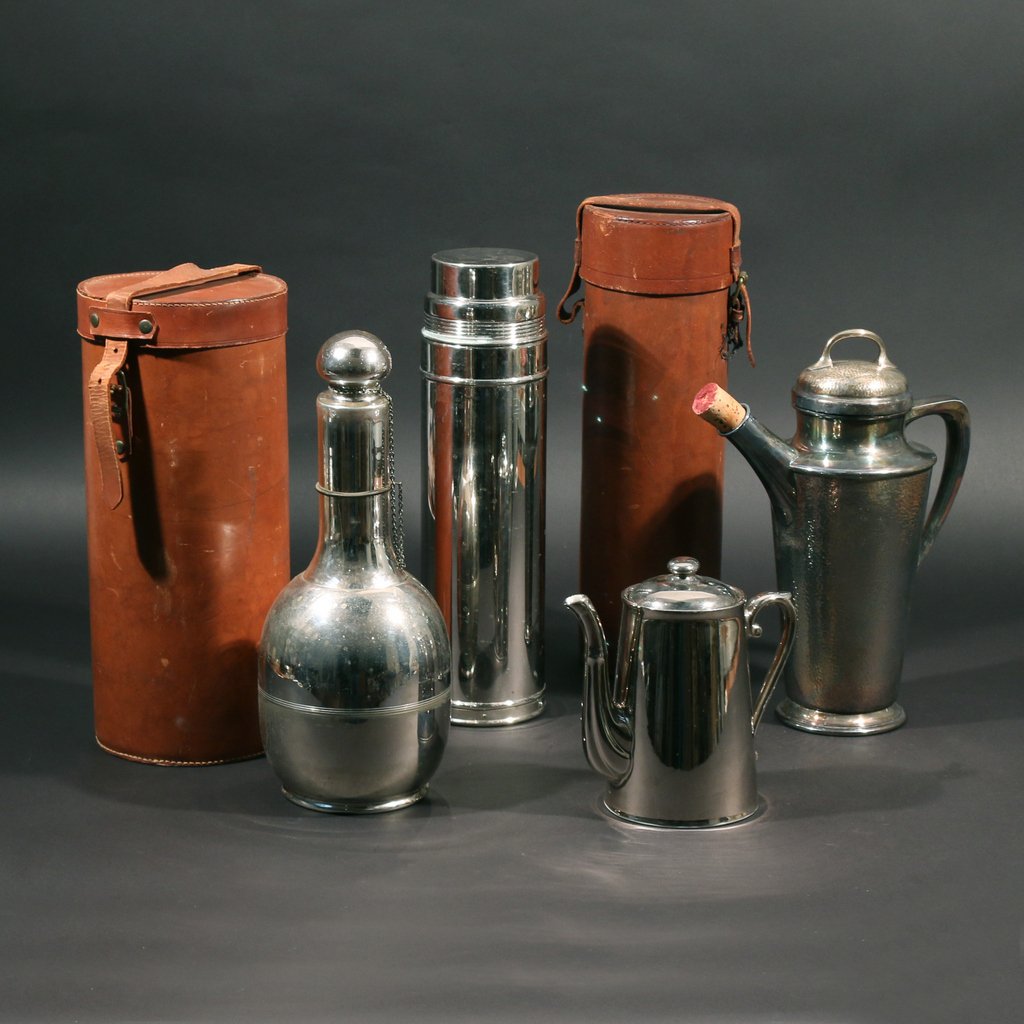 (4pc) CARAFES & PITCHERS (1 of 4)
