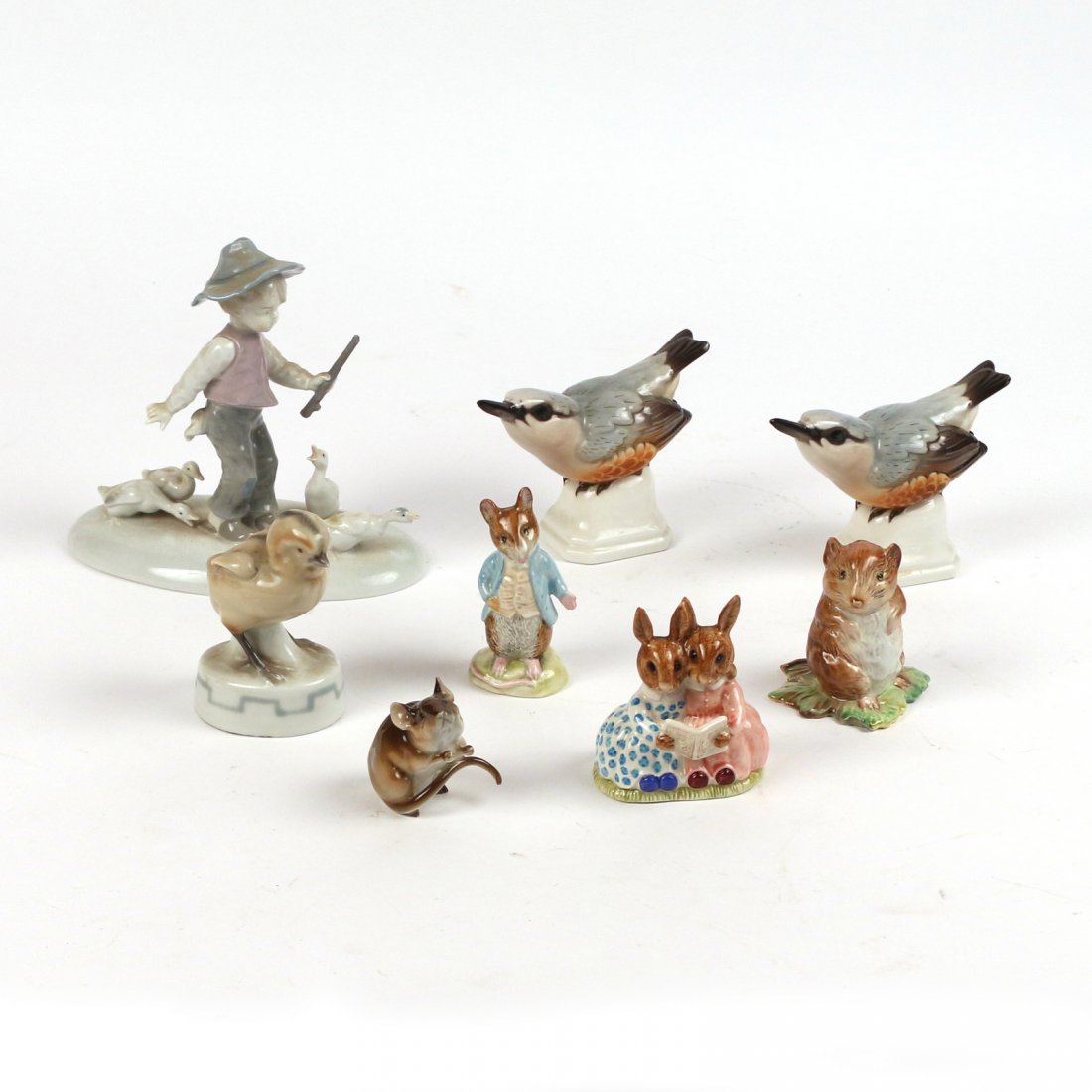 (8pc) MISC. PORCELAIN FIGURES (1 of 9)