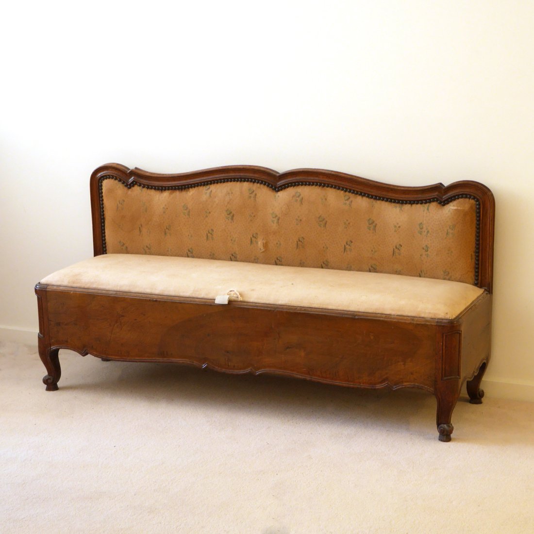 FRENCH PROVINCIAL WALNUT STORAGE BENCH (1 of 1)